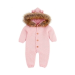 Roze meisjesjumpsuit met lange mouwen en bontmuts