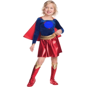 Super Man kostuum voor kleine meisjes met een cape gedragen door een modieus meisje