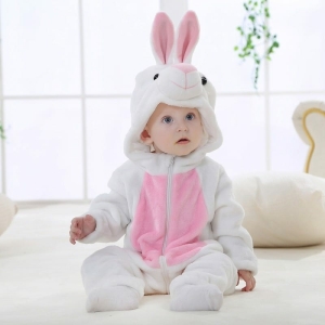 Modieuze bunny romper voor meisjes thuis