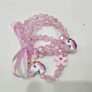 Set van 03 kralenarmbanden met mooi design voor modieuze roze meisjes