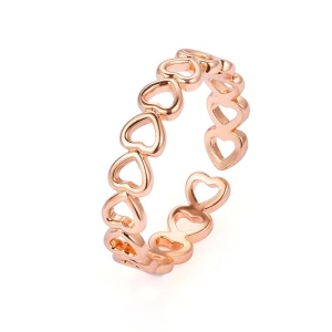 Hartvormige opengewerkte gouden ring voor modieuze meisjes