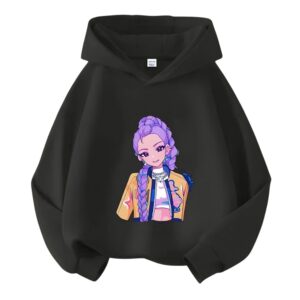Een K-pop Demon Hunters zwarte Kindersweater voor meisjes die Rumi toont, in kleur, in het midden, op een effen witte achtergrond.