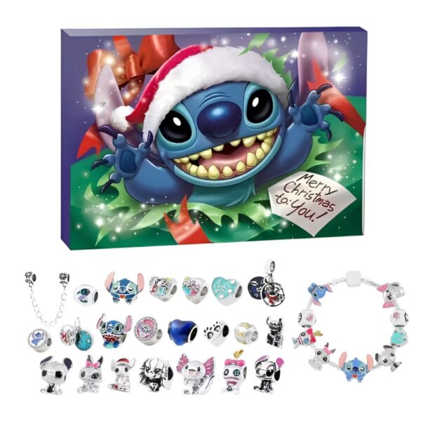 Adventskalender Stitch armband Pandora-stijl om te personaliseren. De doos met de afbeelding van Stitch met een kerstmuts en eronder de bedels en armband. Op witte achtergrond.